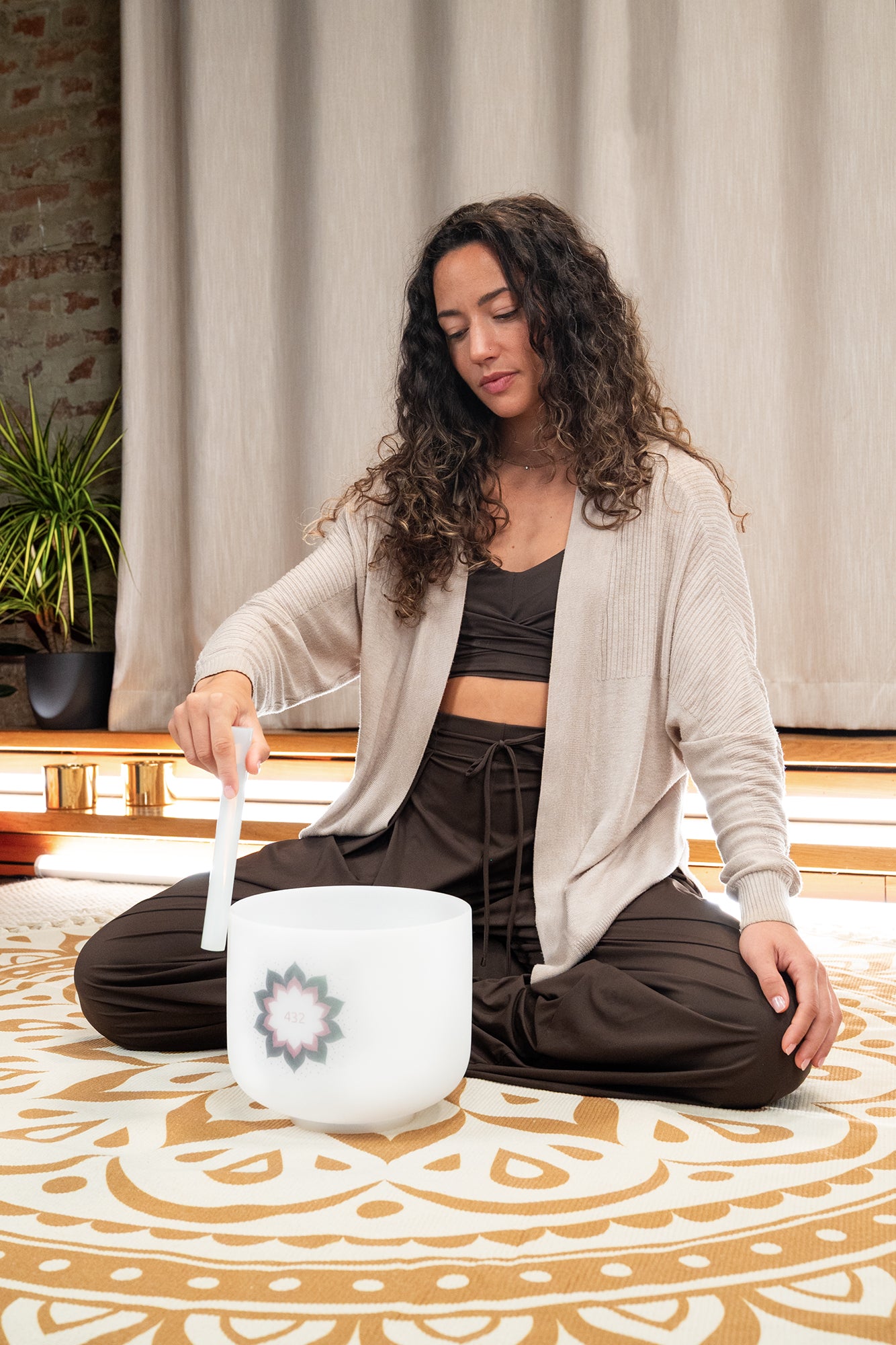 432 Hz 9" Crystal Singing Bowl Note A4 - Lotus Flower - 432 Hz White - Frosted Crystal Singing Bowl