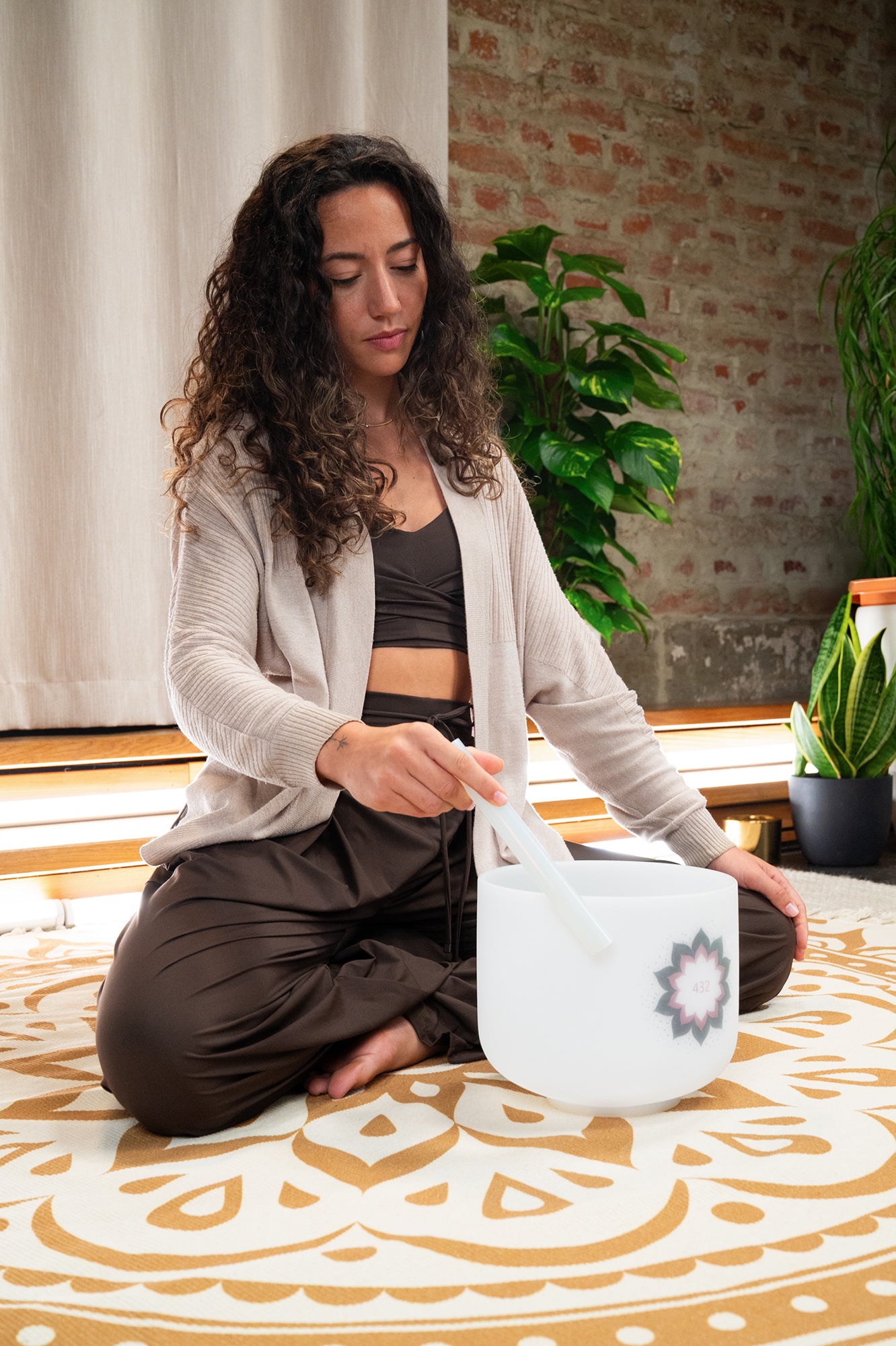 432 Hz 9" Crystal Singing Bowl Note A4 - Lotus Flower - 432 Hz White - Frosted Crystal Singing Bowl