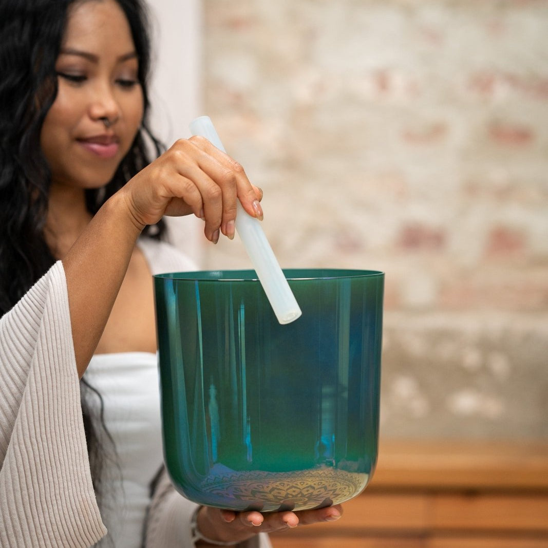 Blue Mint Essence Crystal Singing Bowl / F3 Heart Chakra - Essence Crystal Singing Bowls