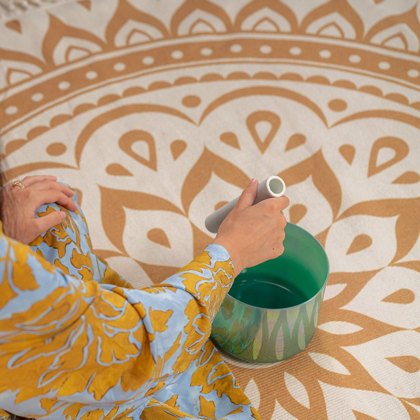 285 Hz Essence Solfeggio 6.75" Crystal Singing Bowl, C4 - Turquoise Green - Essence Solfeggio Crystal Singing Bowl