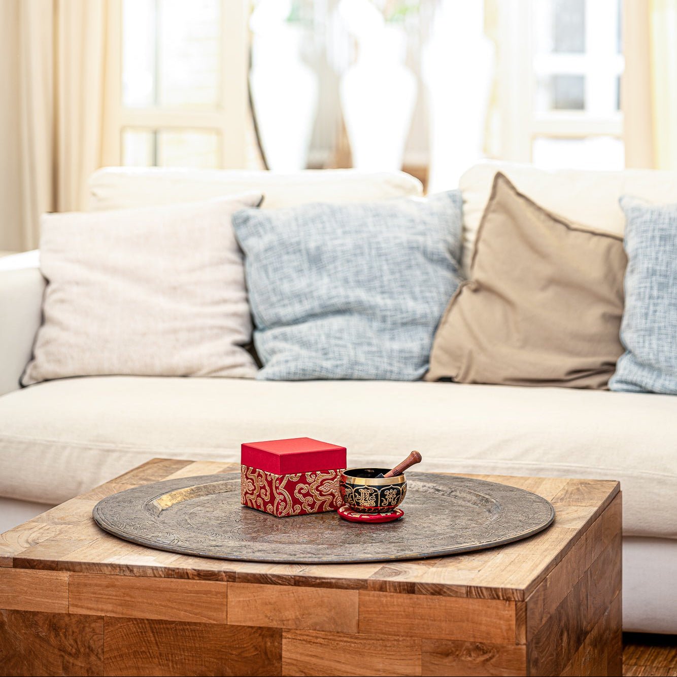 Ornamental Singing Bowl 3.74″ / 300 g - Ornamental Singing Bowl