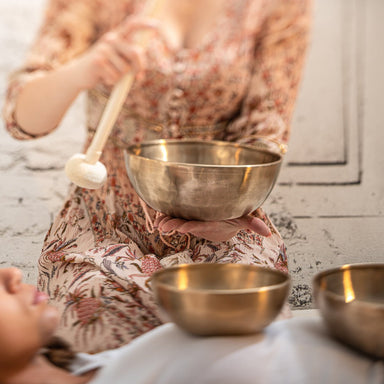 Energy Therapy Metal Singing Bowls Set 700/1000/1400g with Mallets - Sonic Energy Series Singing Bowl Set