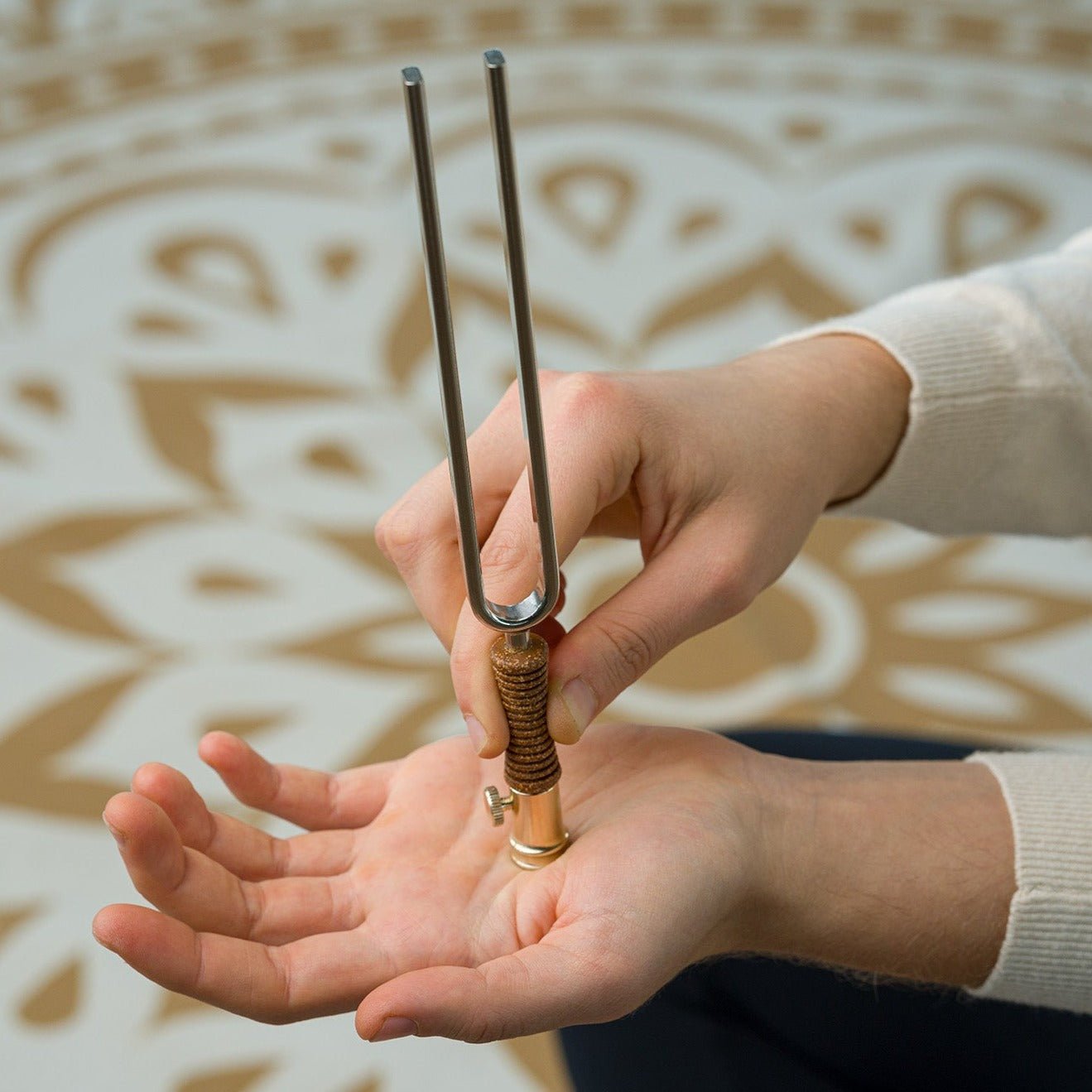 7 Chakra Set Tuning Forks with Rollup Bag & Vibrational Foot - Standard