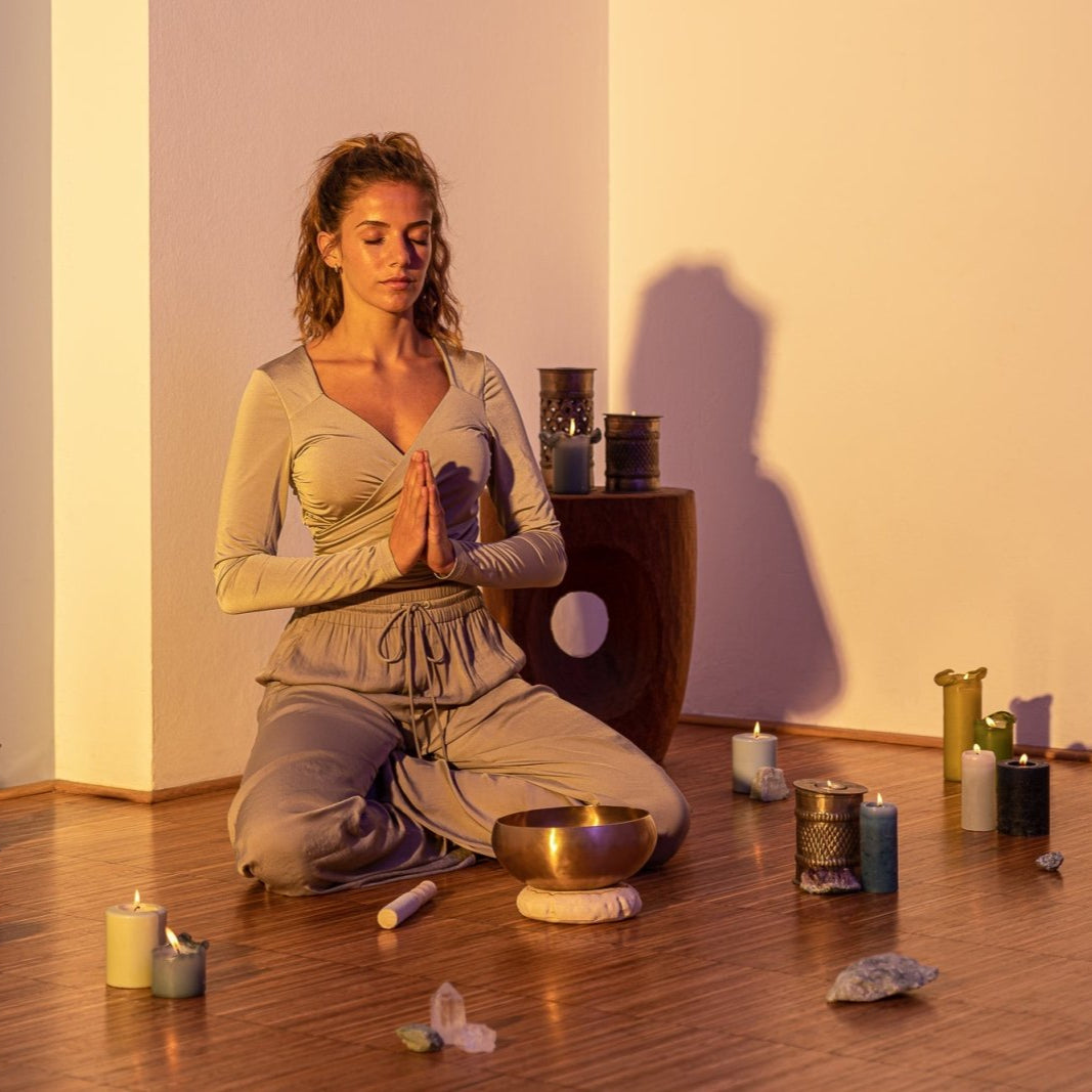 Cosmos Therapy Metal Singing Bowl 7.6" / 1000g - Cosmos Therapy Singing Bowl