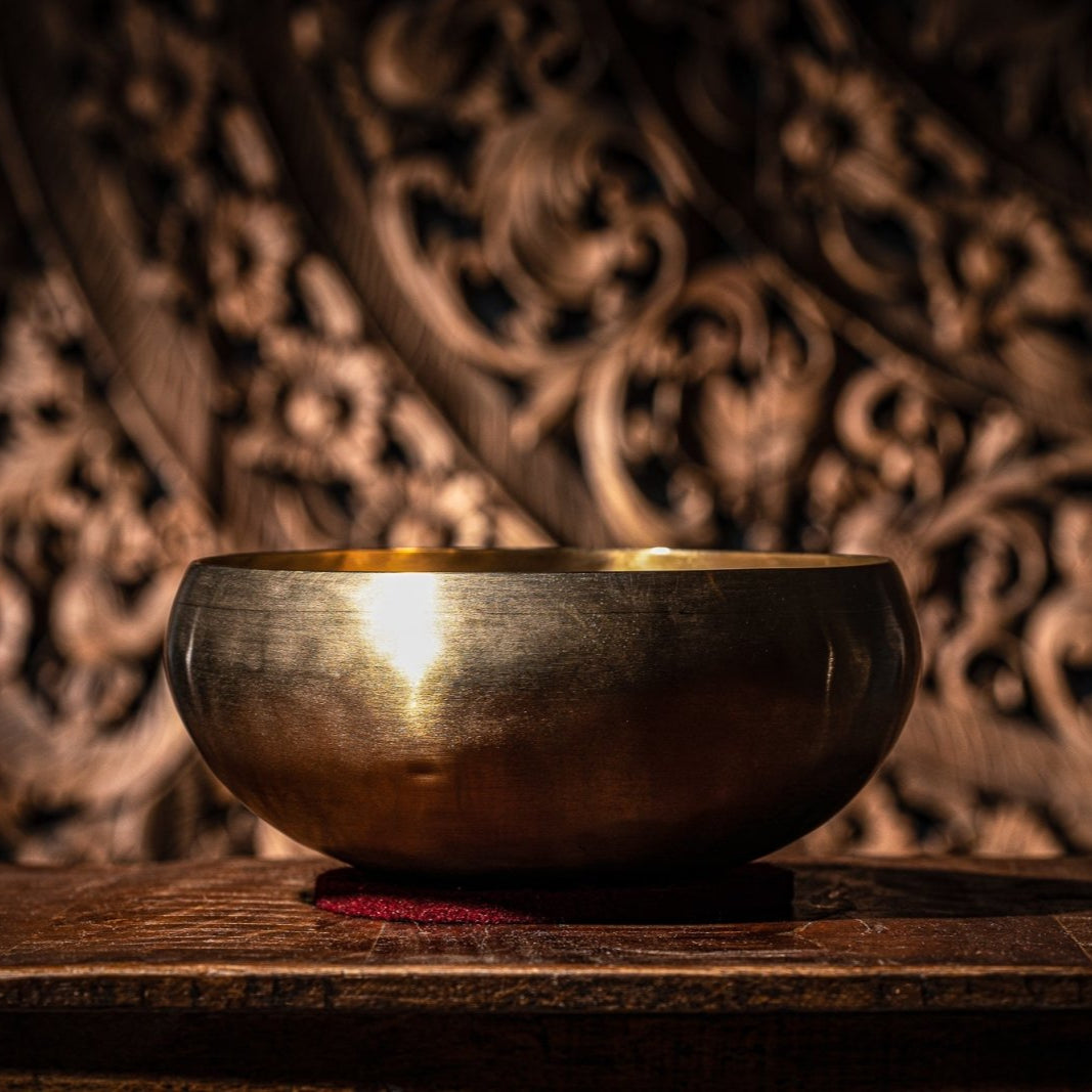 Cosmos Therapy Metal Singing Bowl 7.6" / 1000g - Cosmos Therapy Singing Bowl