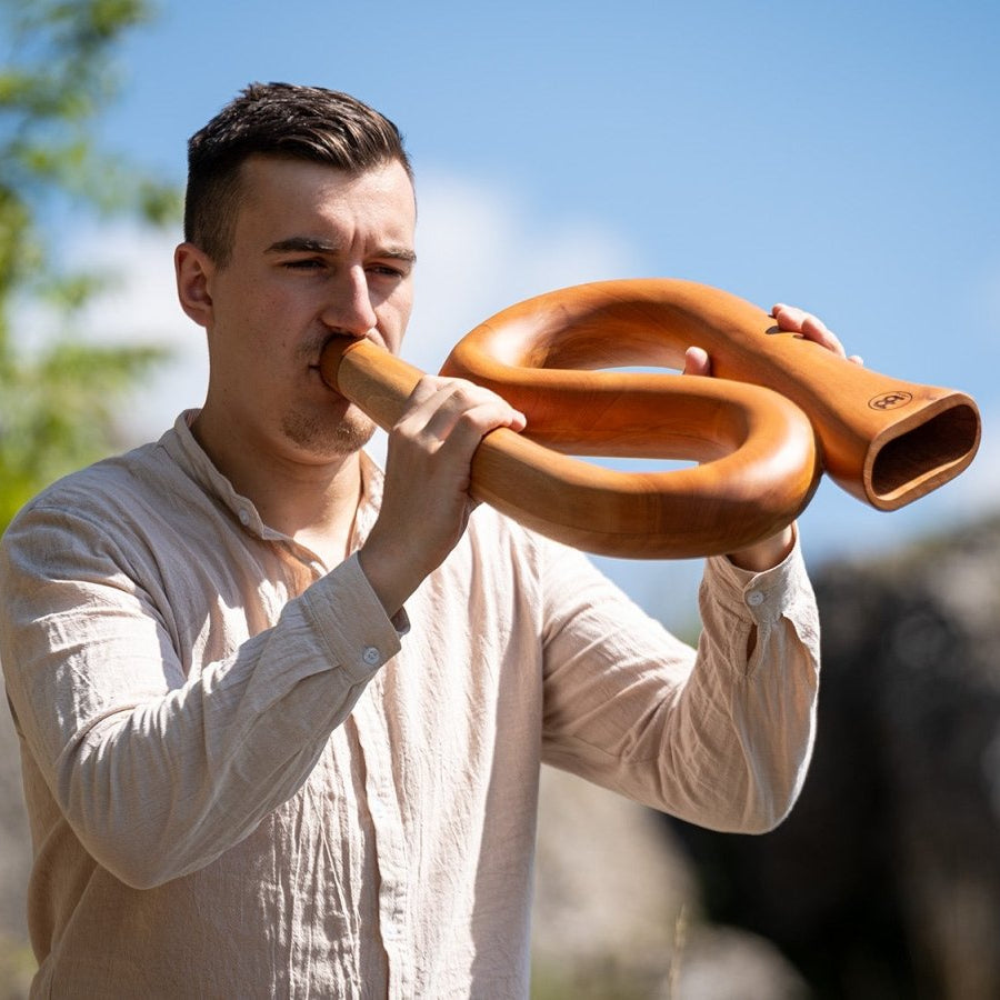 S-shaped Didgeridoo D - Sacral Chakra - S-Shaped Didgeridoo