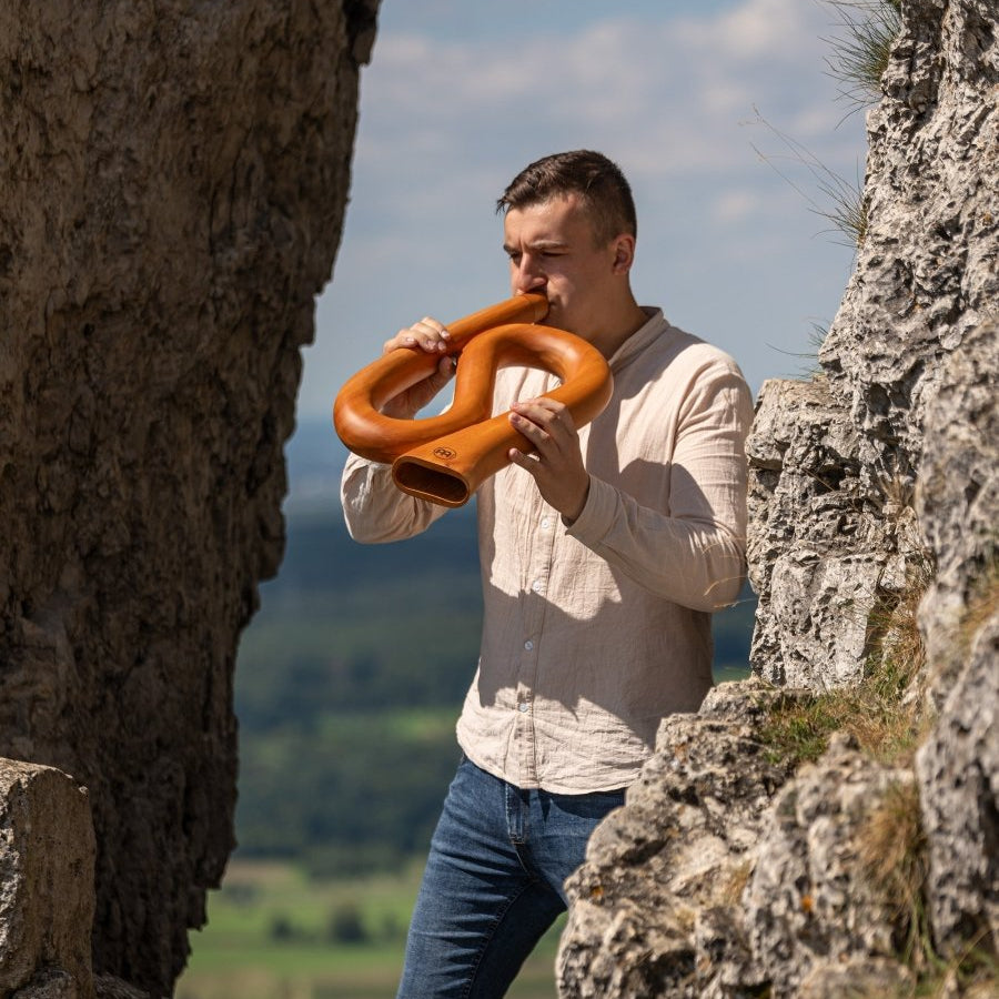 S-shaped Didgeridoo C - Root Chakra - S-Shaped Didgeridoo
