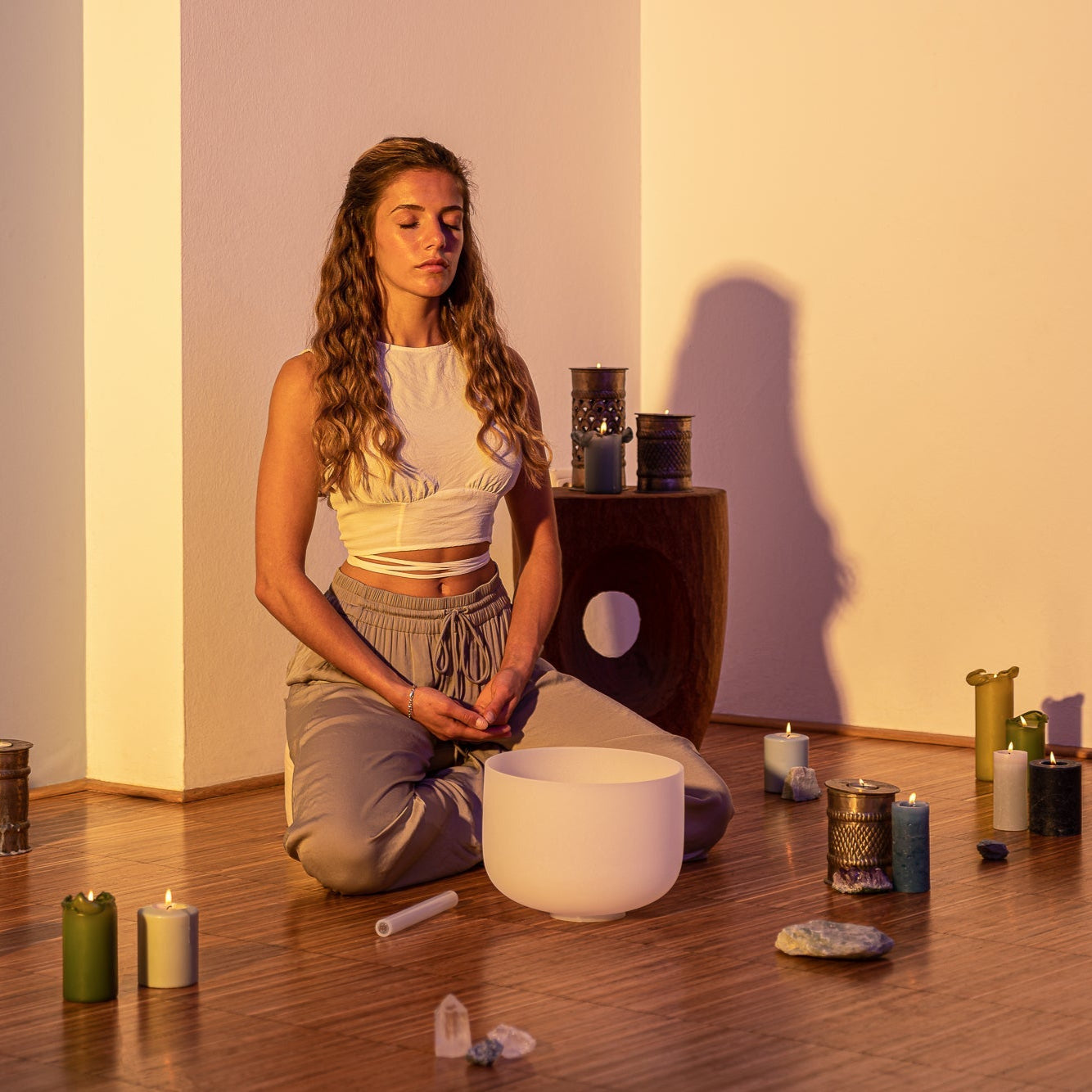 432 Hz 10" Crystal Singing Bowl Note D - Sacral Chakra - Crystal Singing Bowls