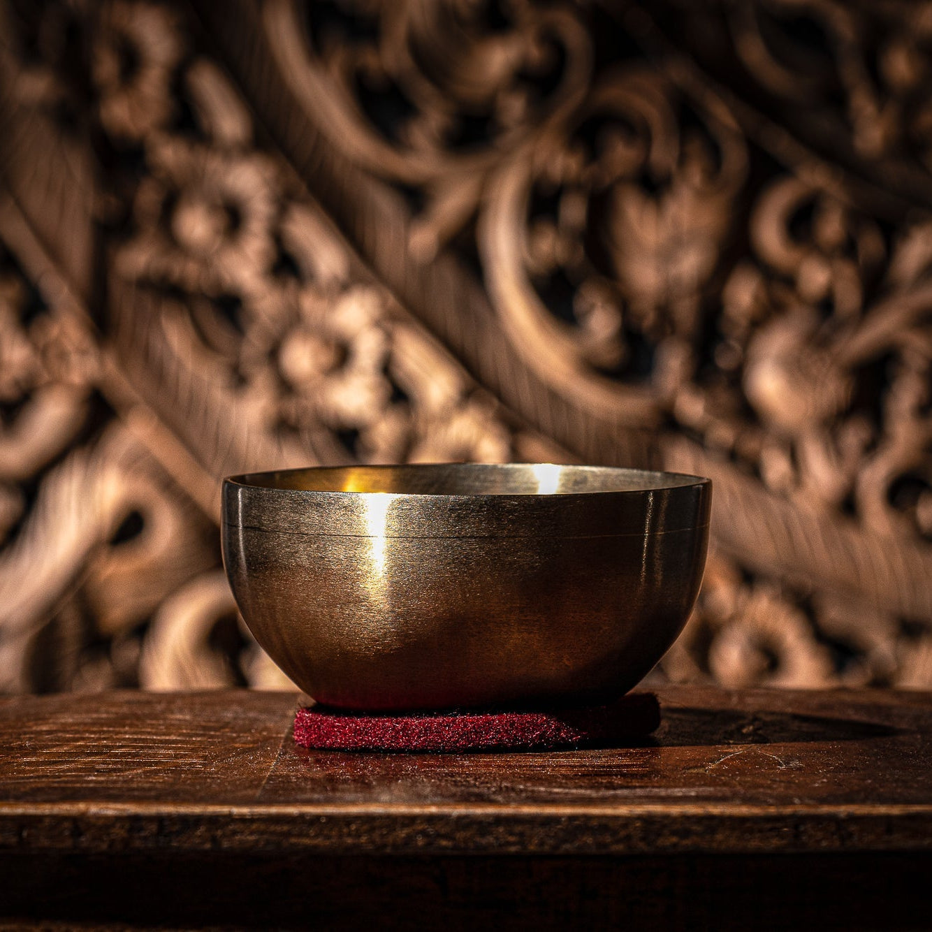 Universal Handcrafted Singing Bowl 5.1" / 500g - Universal Singing Bowl