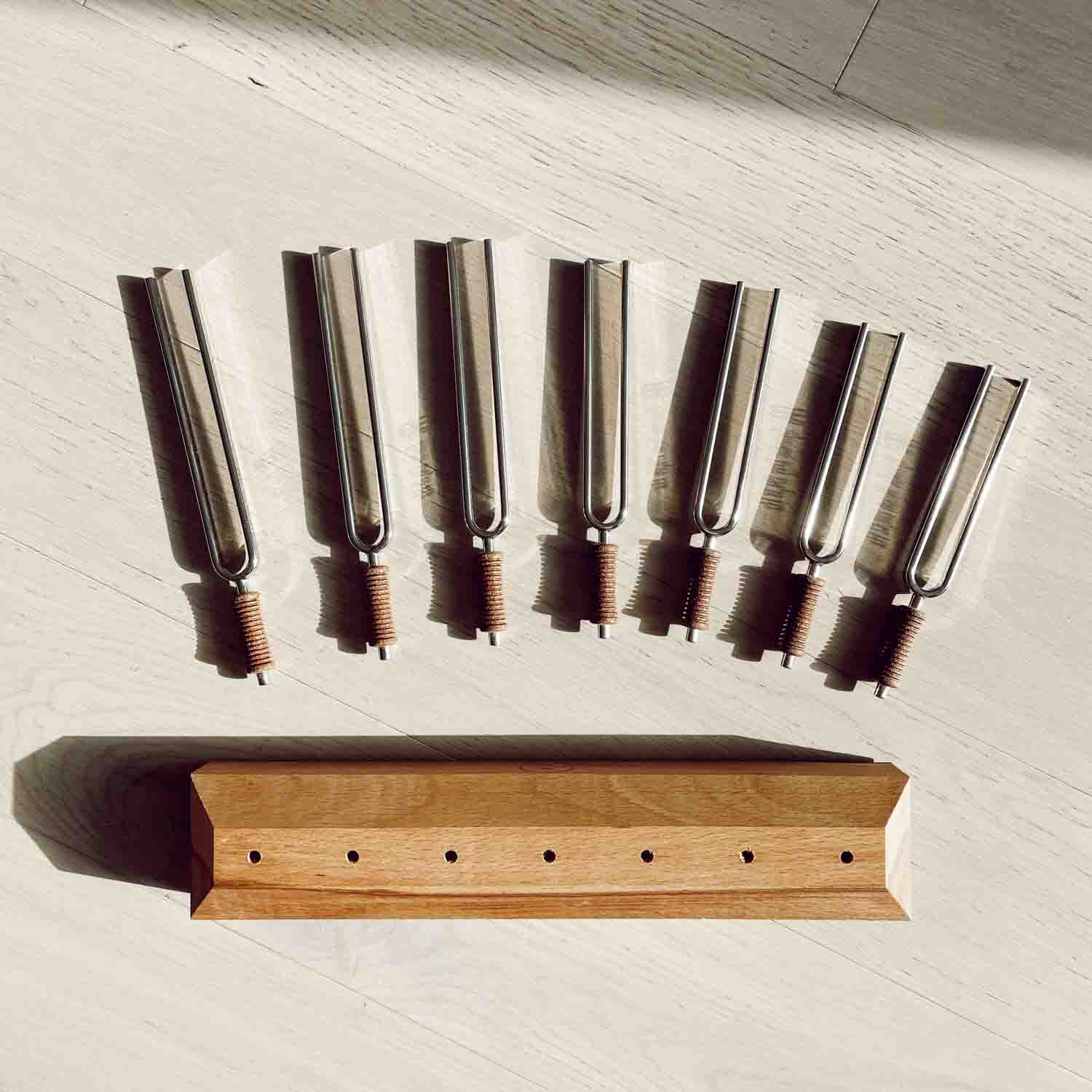 Chakra Tuning Fork Set for All 7 Chakras - Tuning Fork